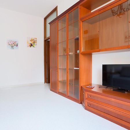 Bright Apartment Near The Sea With Parking Salerno Exteriér fotografie