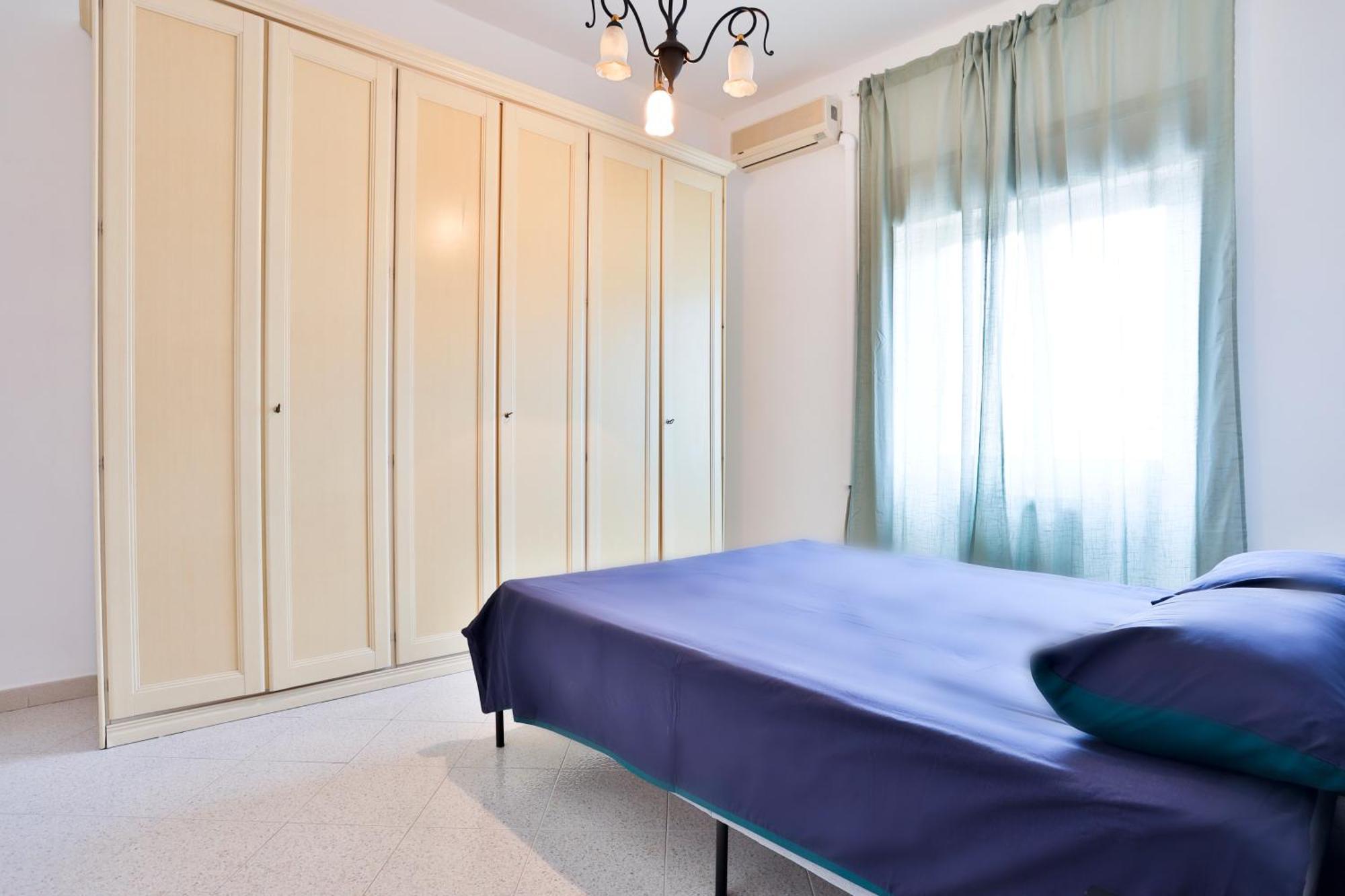 Bright Apartment Near The Sea With Parking Salerno Exteriér fotografie